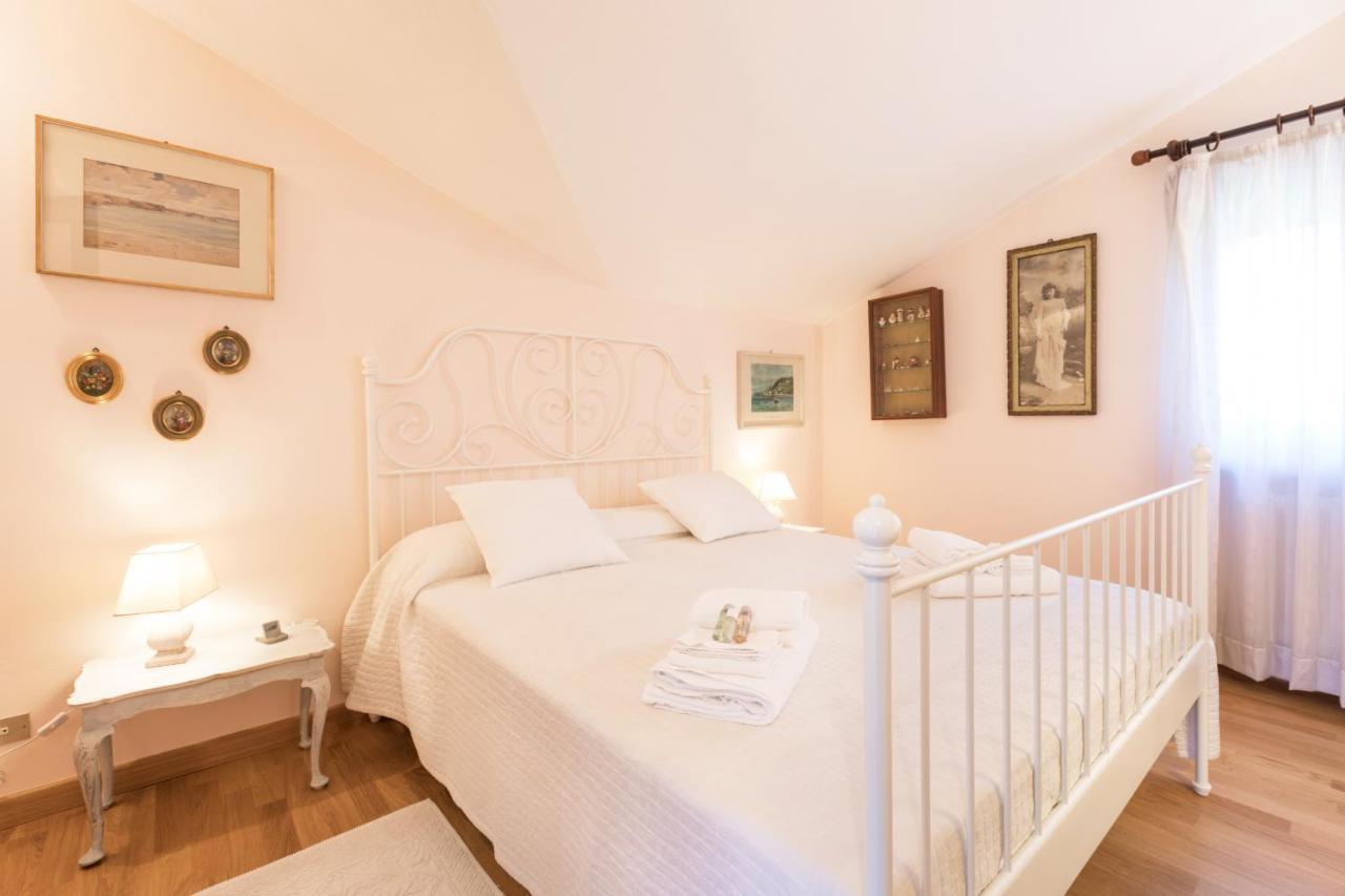 Maison Jaune By Wonderful Italy เบลลาโจ ภายนอก รูปภาพ