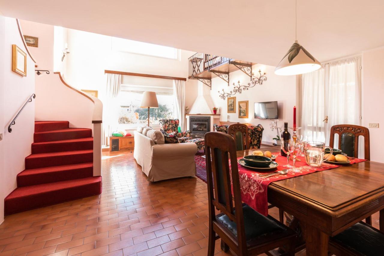Maison Jaune By Wonderful Italy เบลลาโจ ภายนอก รูปภาพ